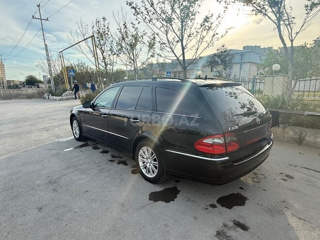 Mercedes E 220-5