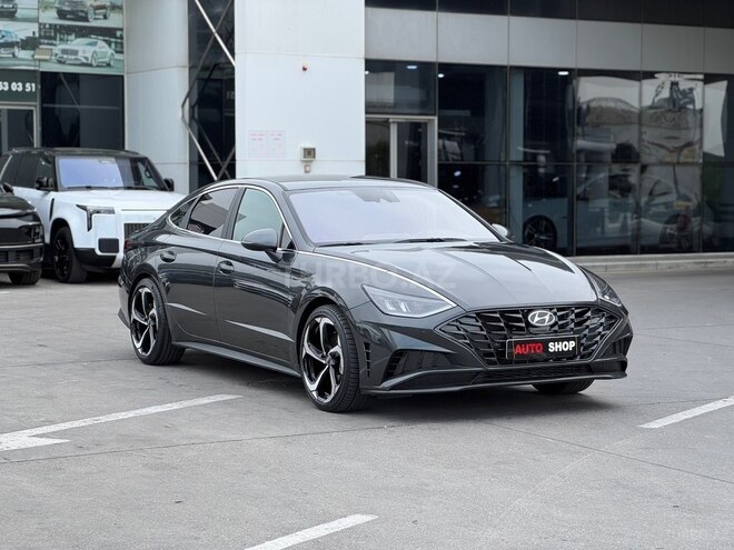 Hyundai Sonata-1