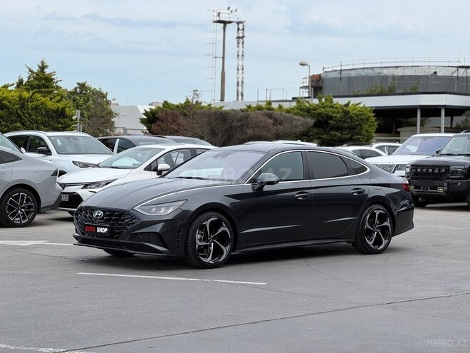 Hyundai Sonata-16