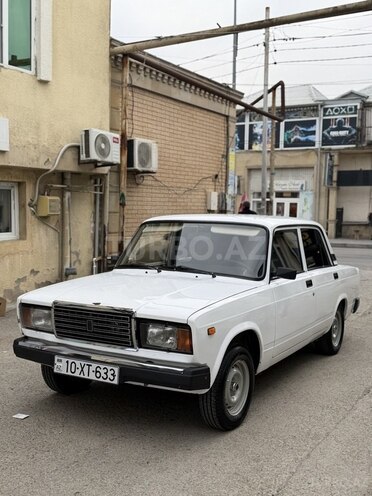 LADA (VAZ) 2107-1
