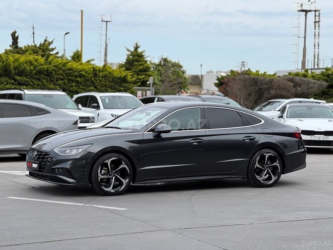 Hyundai Sonata-15