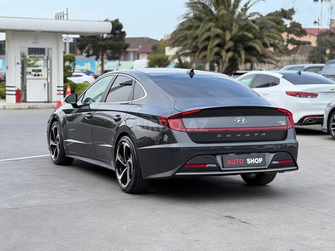 Hyundai Sonata-10