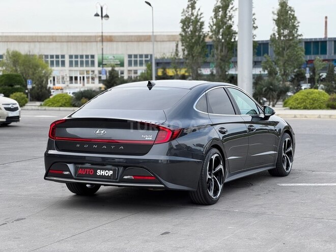 Hyundai Sonata-5