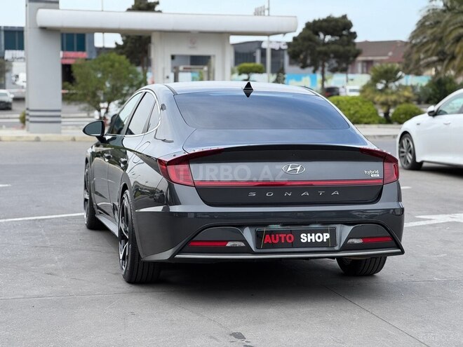 Hyundai Sonata-9