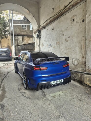 Mitsubishi Lancer-10