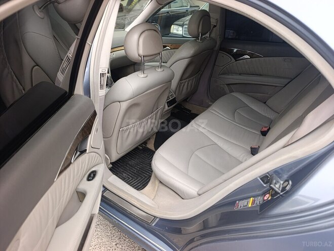 Mercedes E 200-6