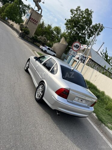 Opel Vectra-7