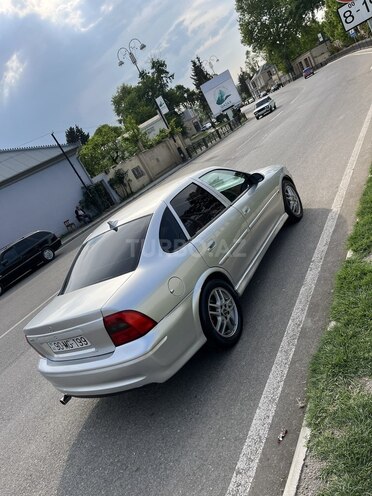 Opel Vectra-9