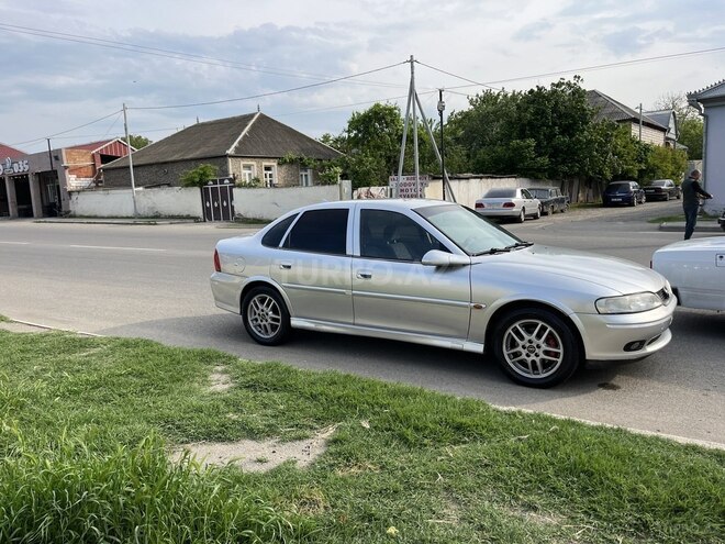 Opel Vectra-16