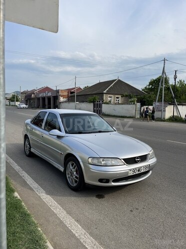 Opel Vectra-2