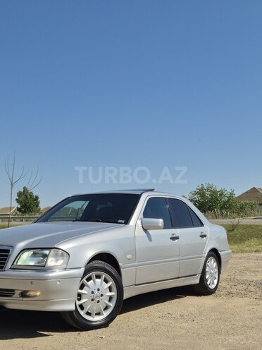 Mercedes C 240-8