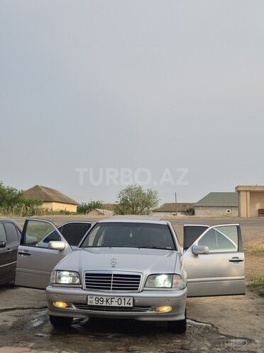 Mercedes C 240-2