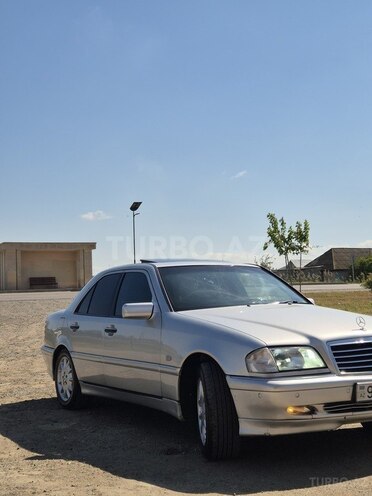 Mercedes C 240-9