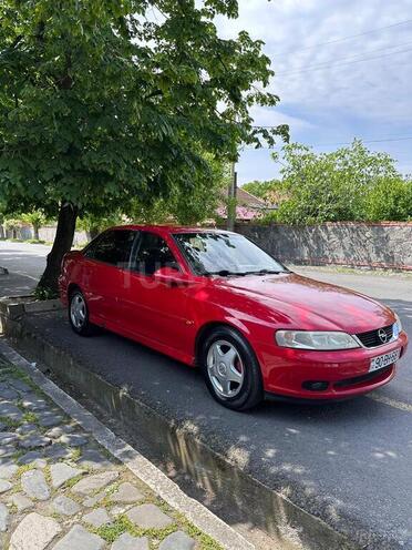 Opel Vectra-3