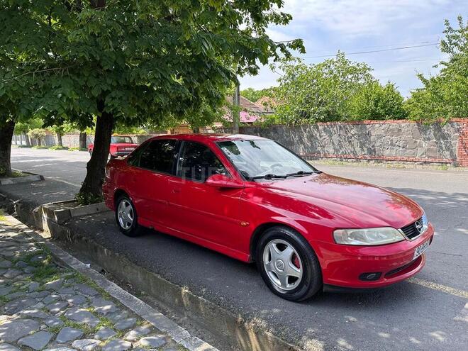 Opel Vectra-9