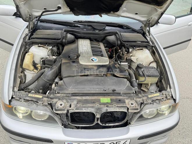 BMW 525-18