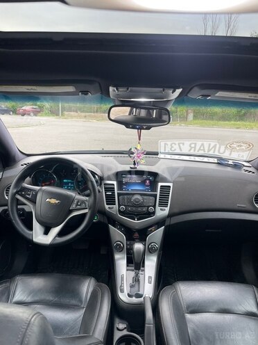Chevrolet Cruze-8