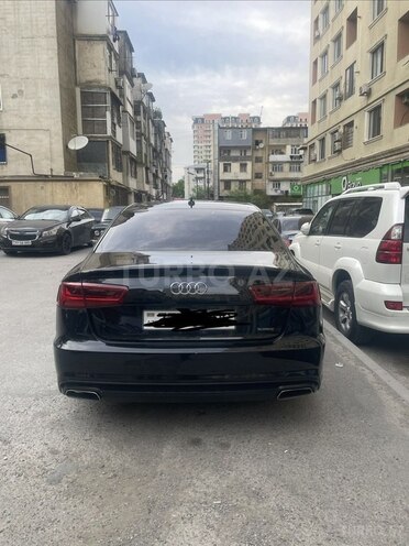 Audi A6-6