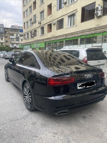 Audi A6-5