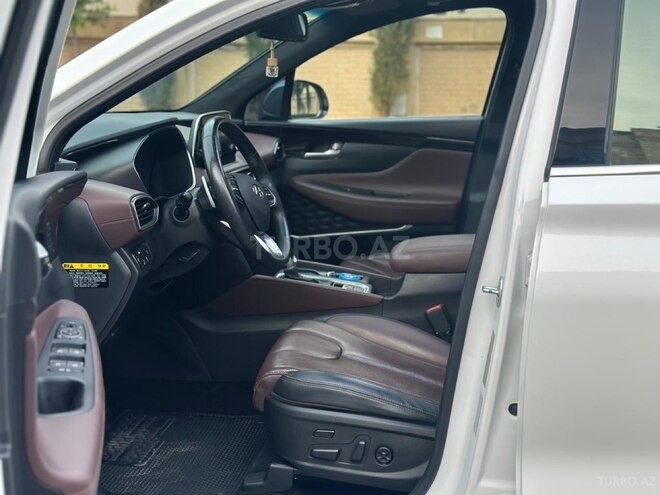 Hyundai Santa Fe-18