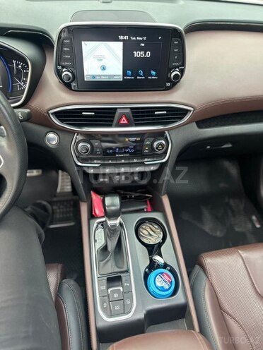 Hyundai Santa Fe-16