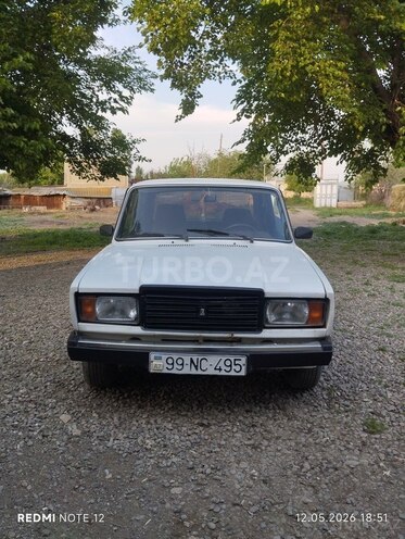 LADA (VAZ) 2107-1