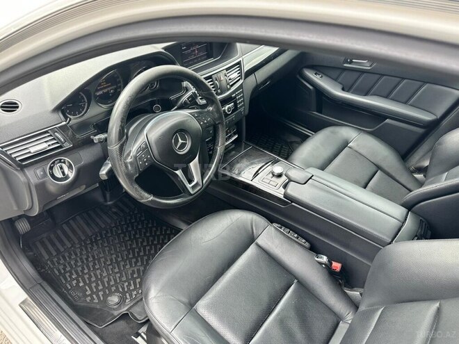 Mercedes E 200-3