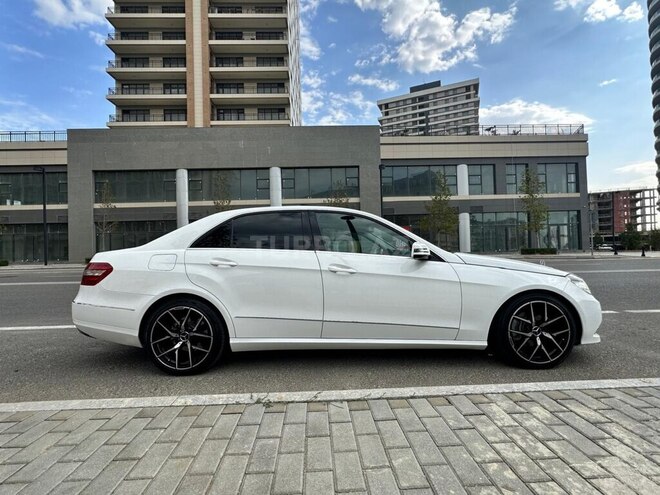 Mercedes E 200-5