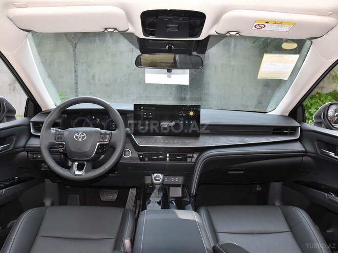 Toyota Camry-7