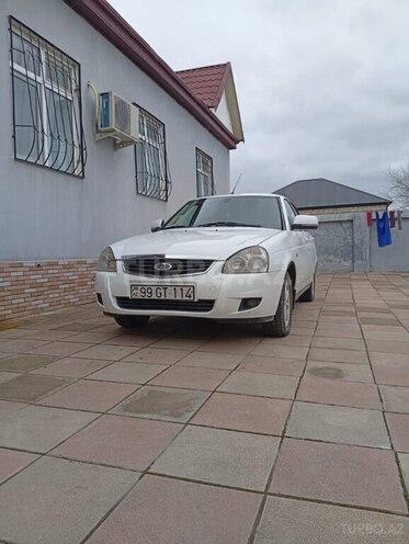 LADA (VAZ) Priora-1