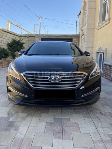 Hyundai Sonata-2