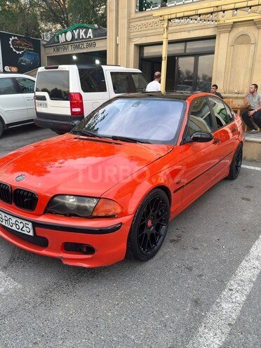 BMW 325-4