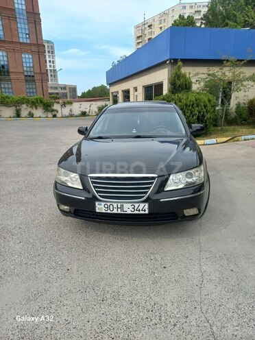 Hyundai Sonata-1