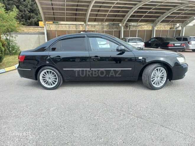 Hyundai Sonata-10