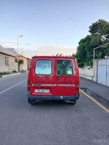 Ford Transit-2
