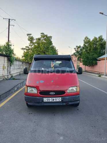 Ford Transit-1