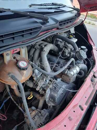 Ford Transit-8