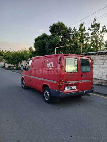 Ford Transit-3