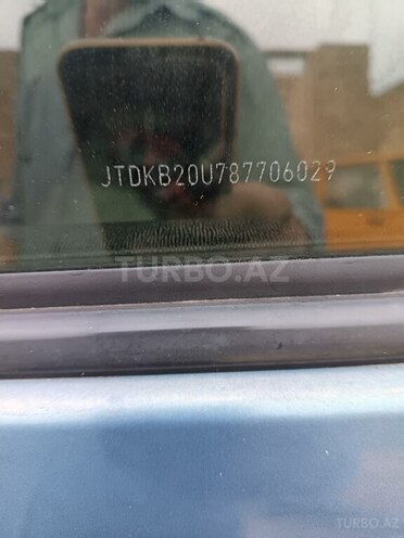 Toyota Prius-5