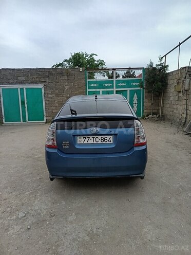 Toyota Prius-2