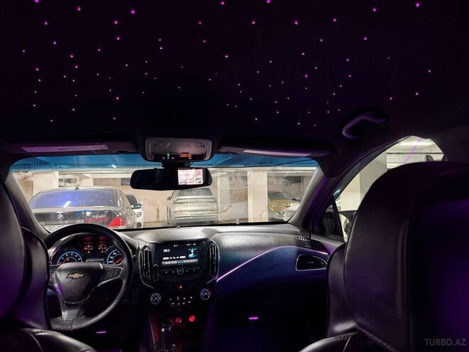 Chevrolet Cruze-10