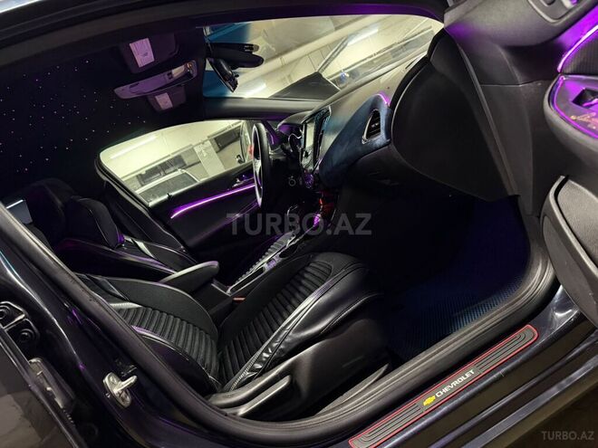 Chevrolet Cruze-8