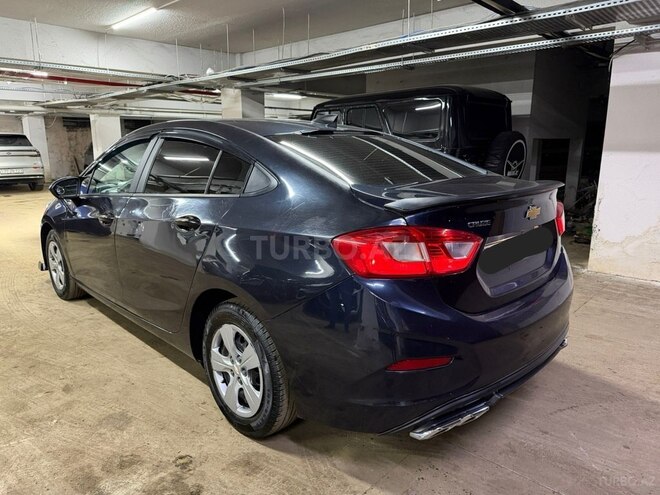 Chevrolet Cruze-2
