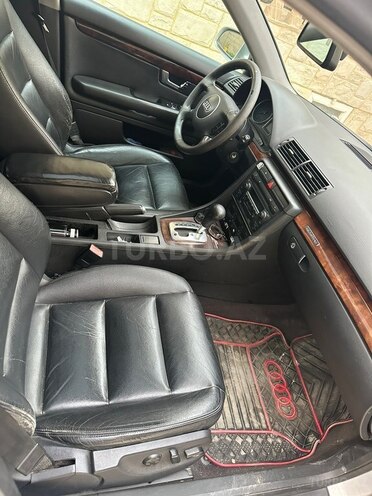 Audi A4-5