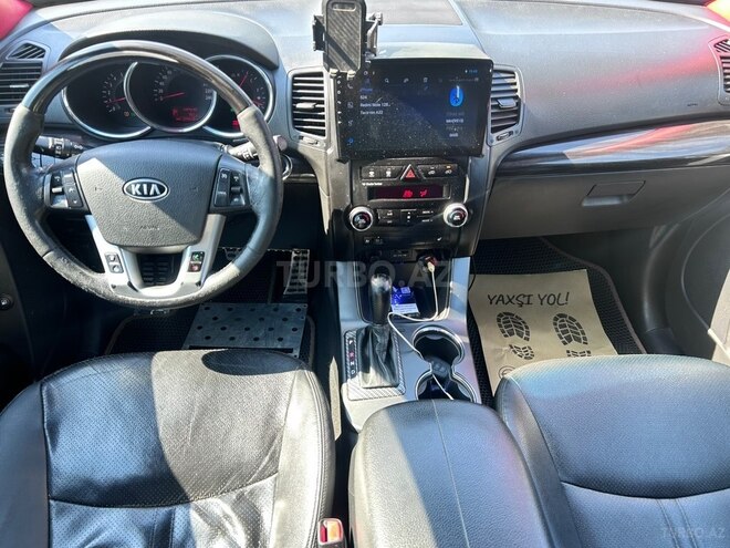 Kia Sorento-7