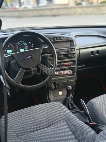 LADA (VAZ) 2114-8