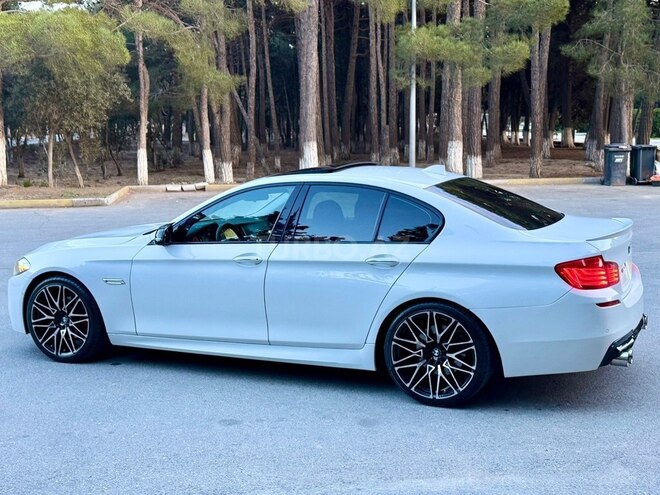 BMW 528-9