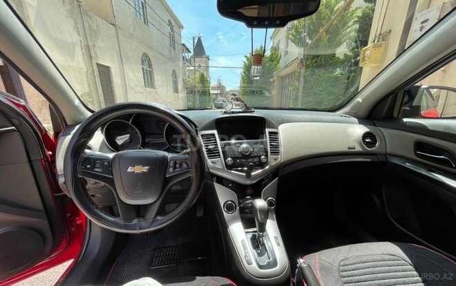 Chevrolet Cruze-9