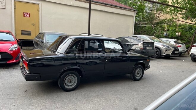 LADA (VAZ) 2107-10