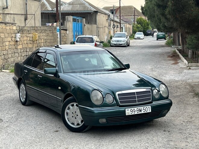 Mercedes E 240-7